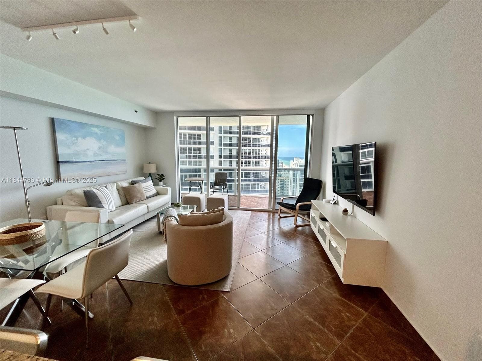 1830 S Ocean Dr 3009 photo 6