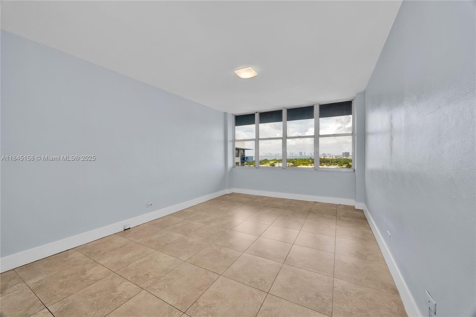 7441 Wayne Ave 15E photo 24