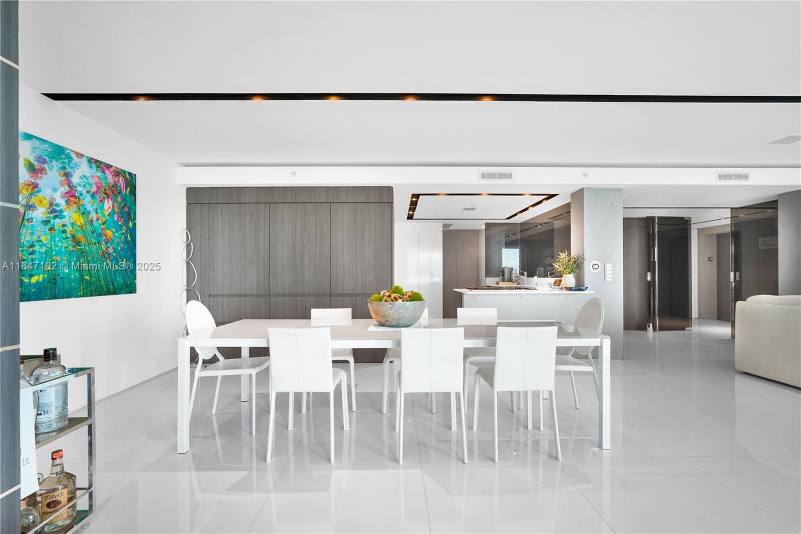 3535 S Ocean Drive 2104 photo 14