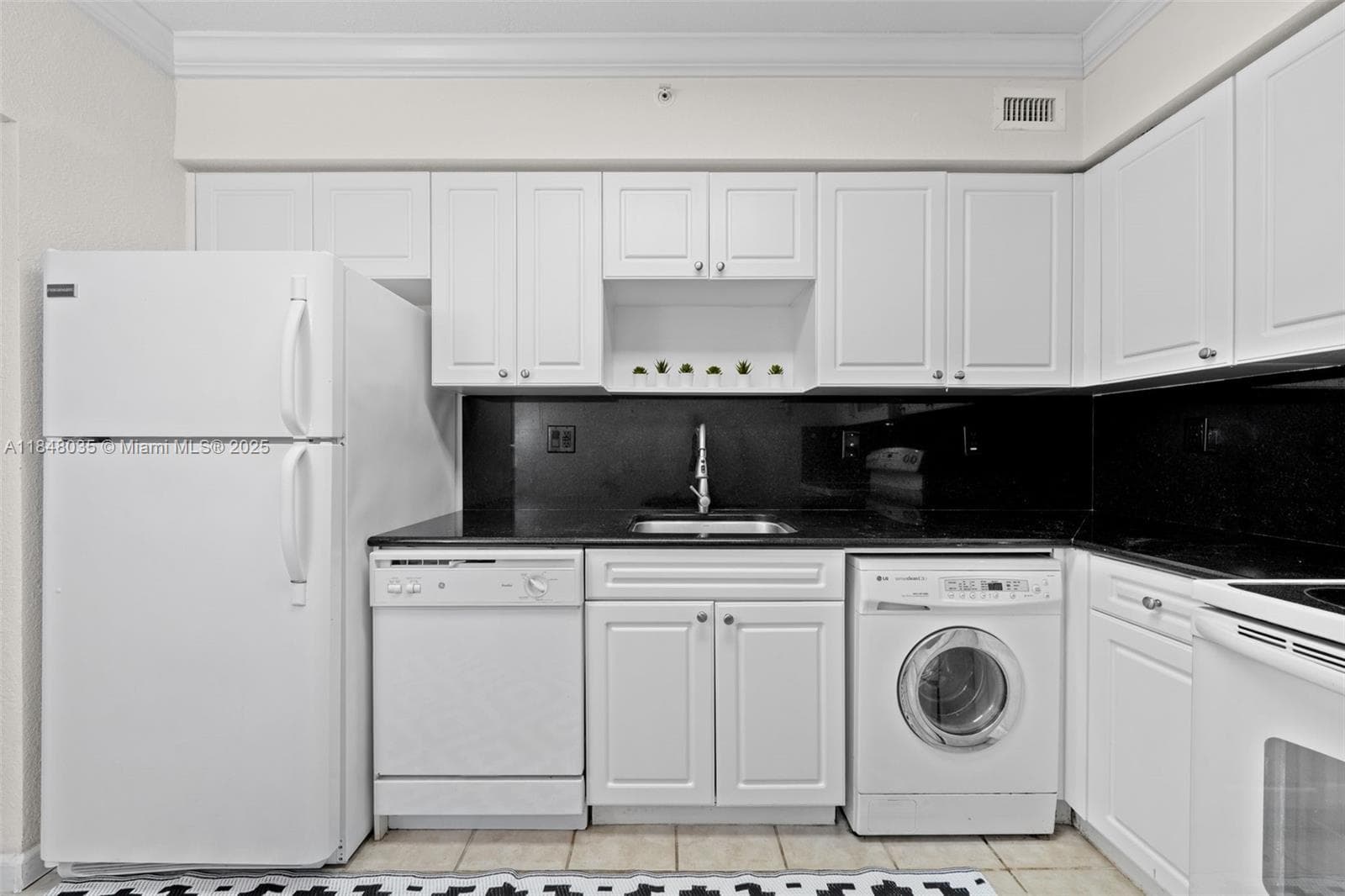 2501 S Ocean Dr (AVAIL 04/01/2026) PH39 photo 17