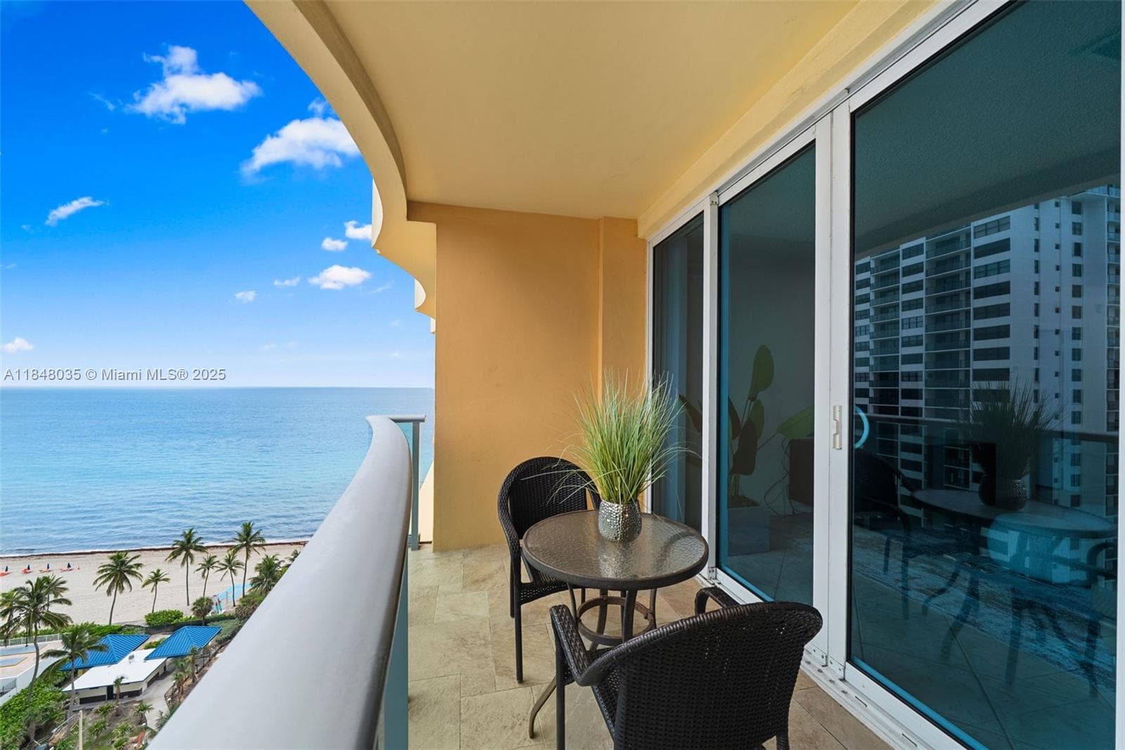 2501 S Ocean Dr (AVAIL 04/01/2026) PH39 photo 1