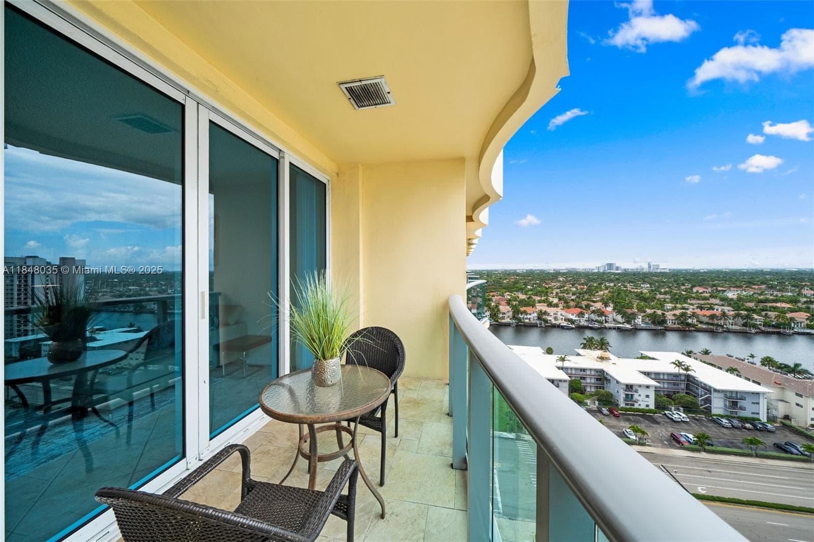 2501 S Ocean Dr (AVAIL 04/01/2026) PH39 photo 14
