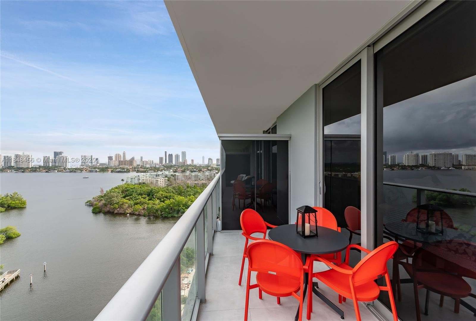 16385 Biscayne Blvd 1503 +2Parking photo 16