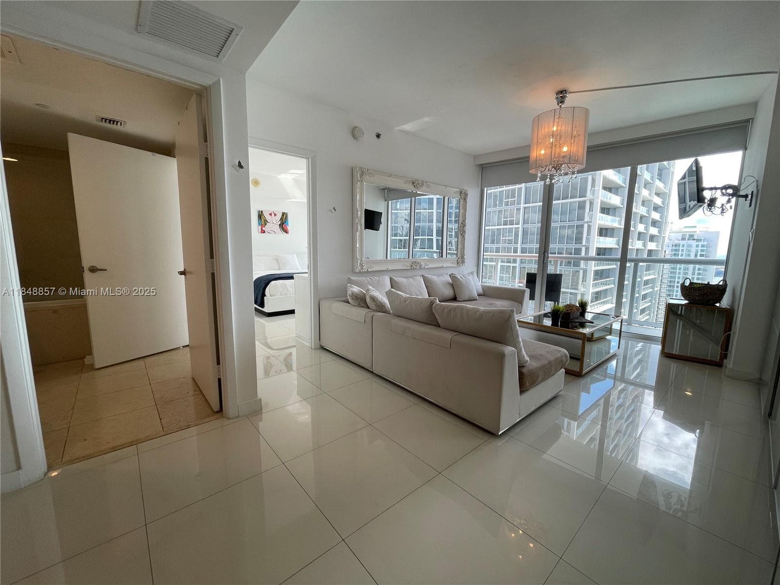 485 Brickell Ave 3711 photo 4