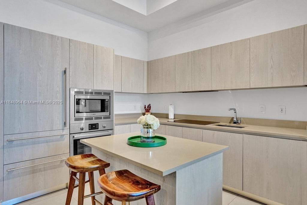4111 Ocean Drive 304 photo 22