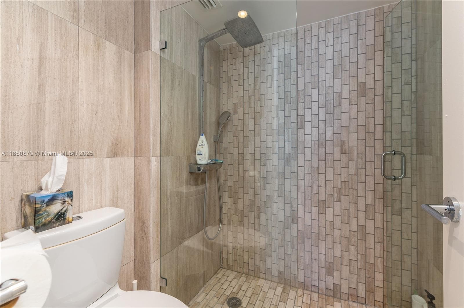2301 Collins Ave 716 photo 14