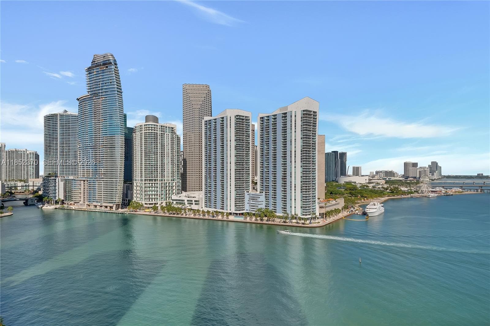 848 Brickell Key Dr 1906 photo 1