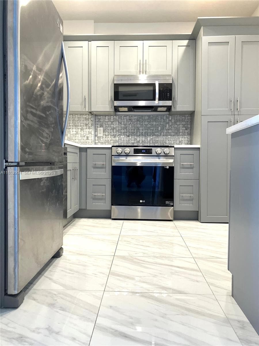 2000 S Ocean Blvd 16N photo 7