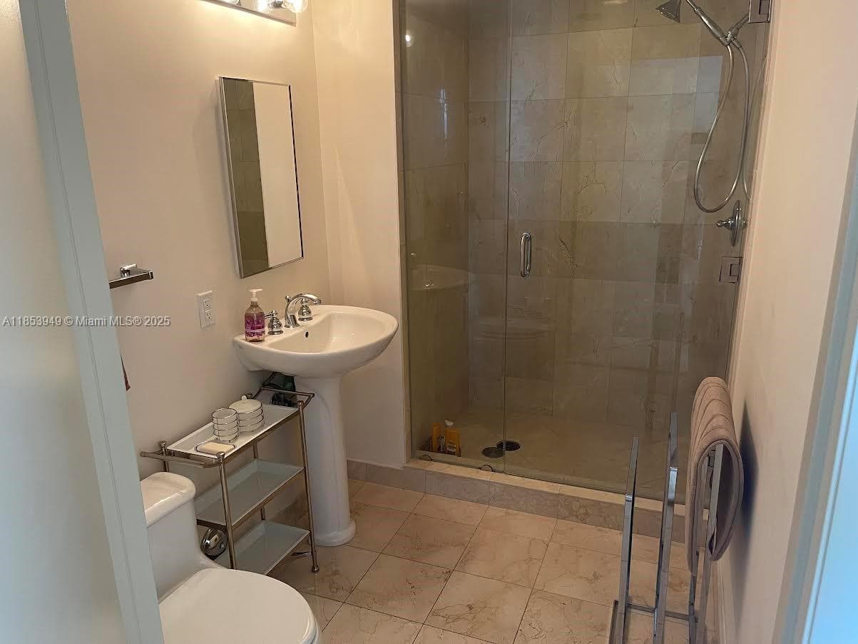 6365 Collins Ave 3404 photo 9