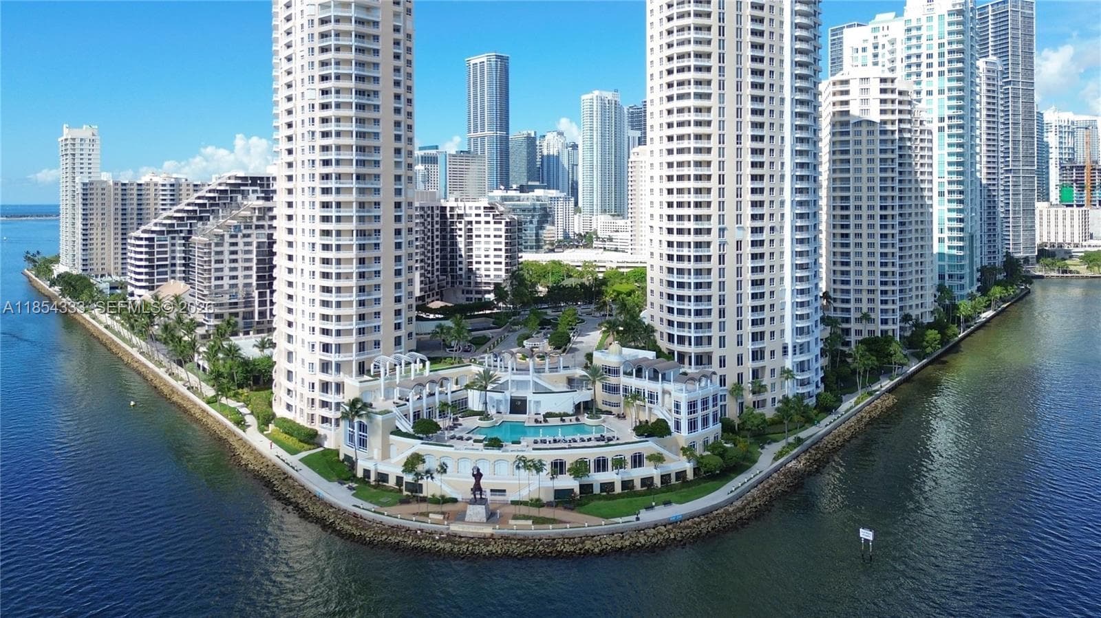 848 Brickell Key Dr 306 photo 1
