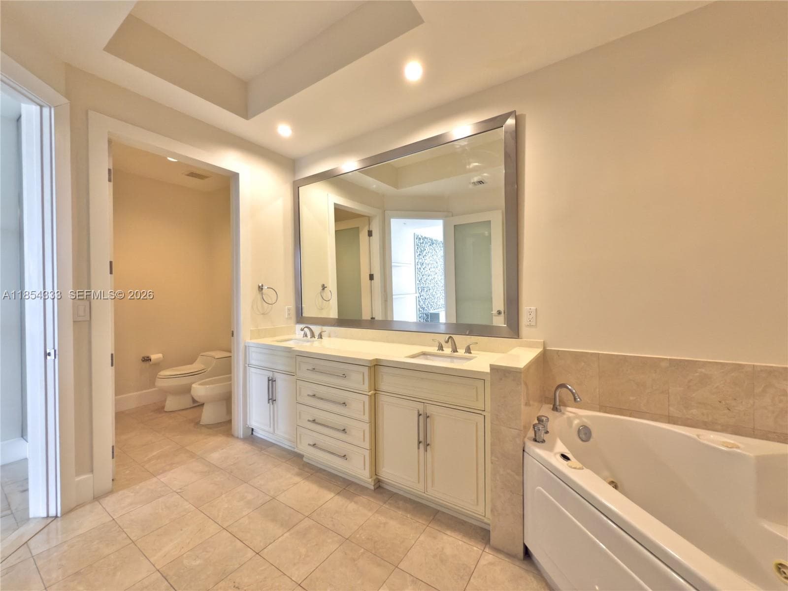 848 Brickell Key Dr 306 photo 19