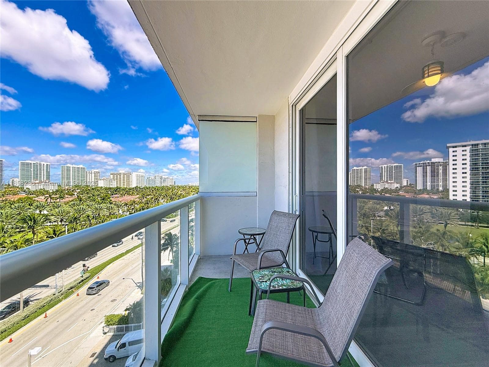 19201 Collins Ave 636 photo 21
