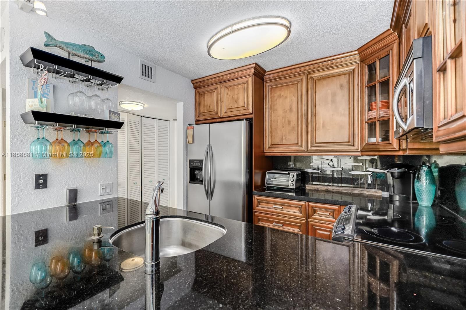 345 Ocean Dr 211 photo 10