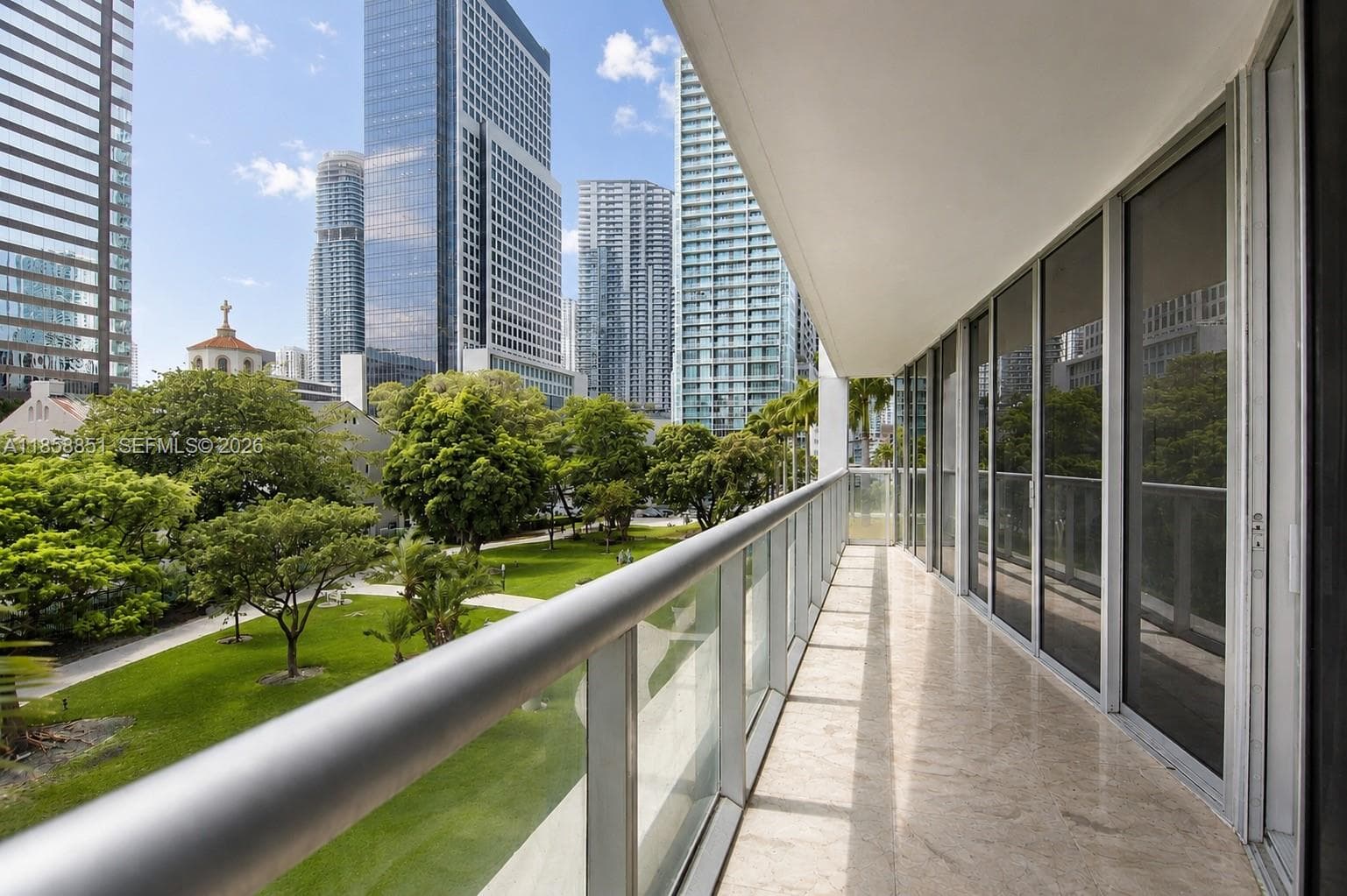 495 Brickell Ave 411 photo 4