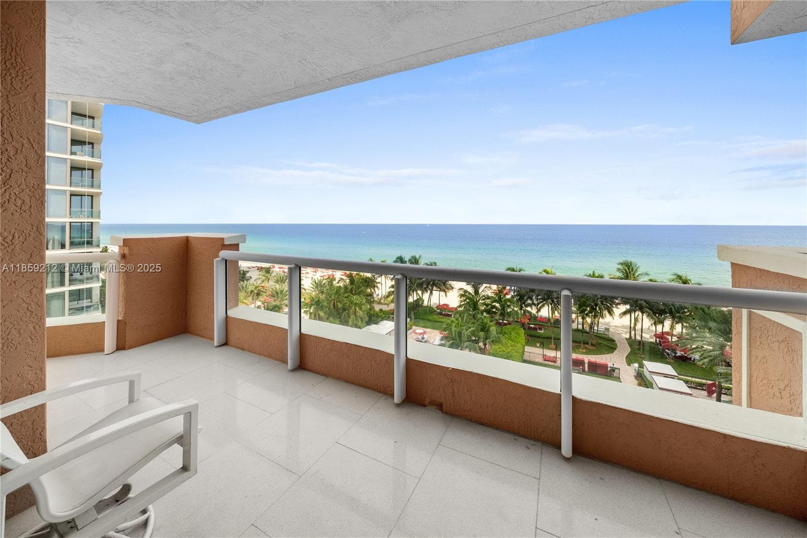 17875 Collins Ave 801 photo 10
