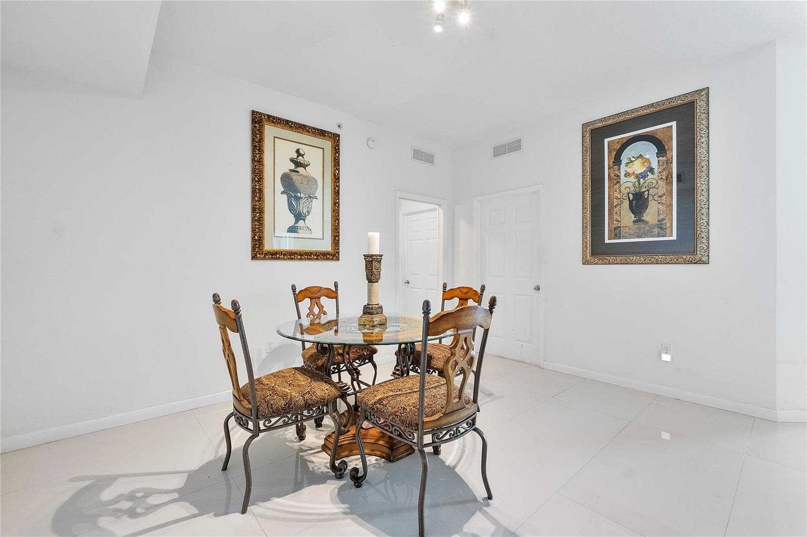 625 Casa Loma Boulevard 1608 photo 10