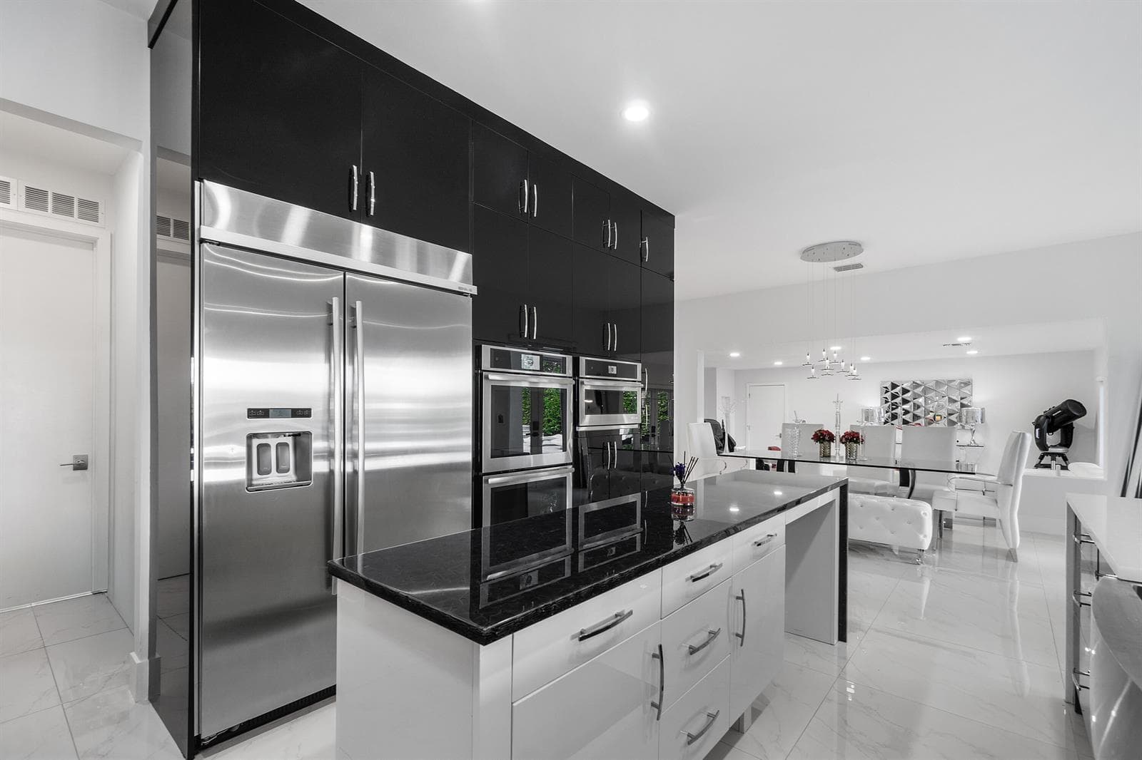 5447 Center Street photo 14
