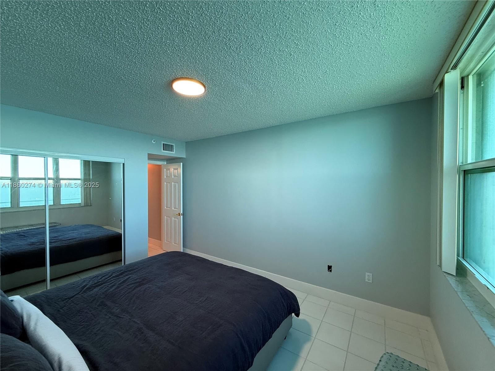 800 Claughton Island Dr 703 photo 14