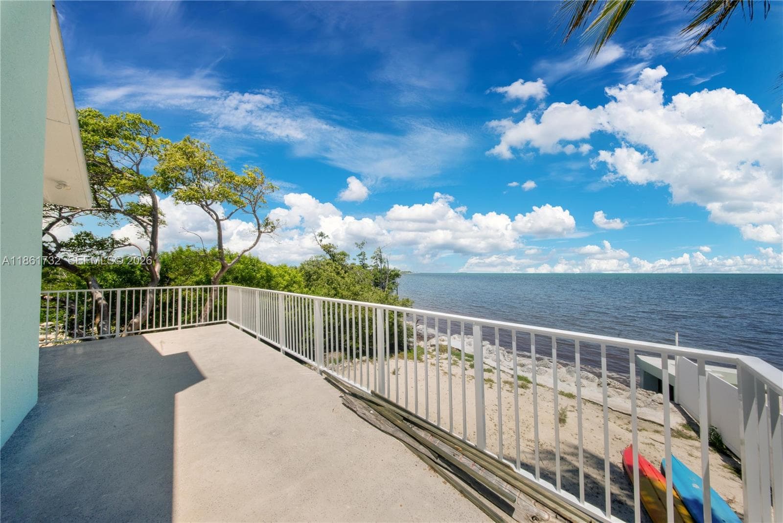 316 Dr photo 17