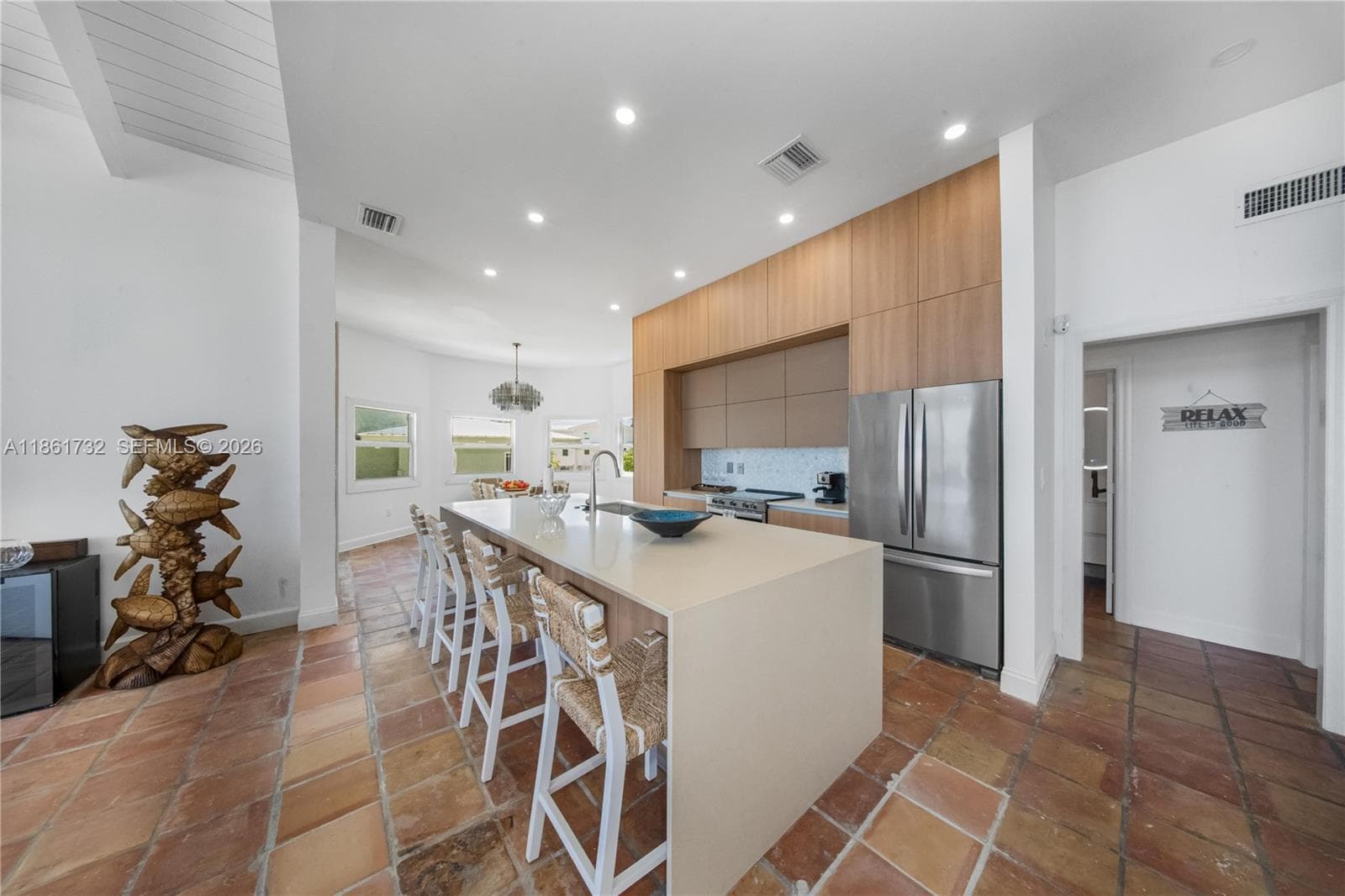 316 Dr photo 10