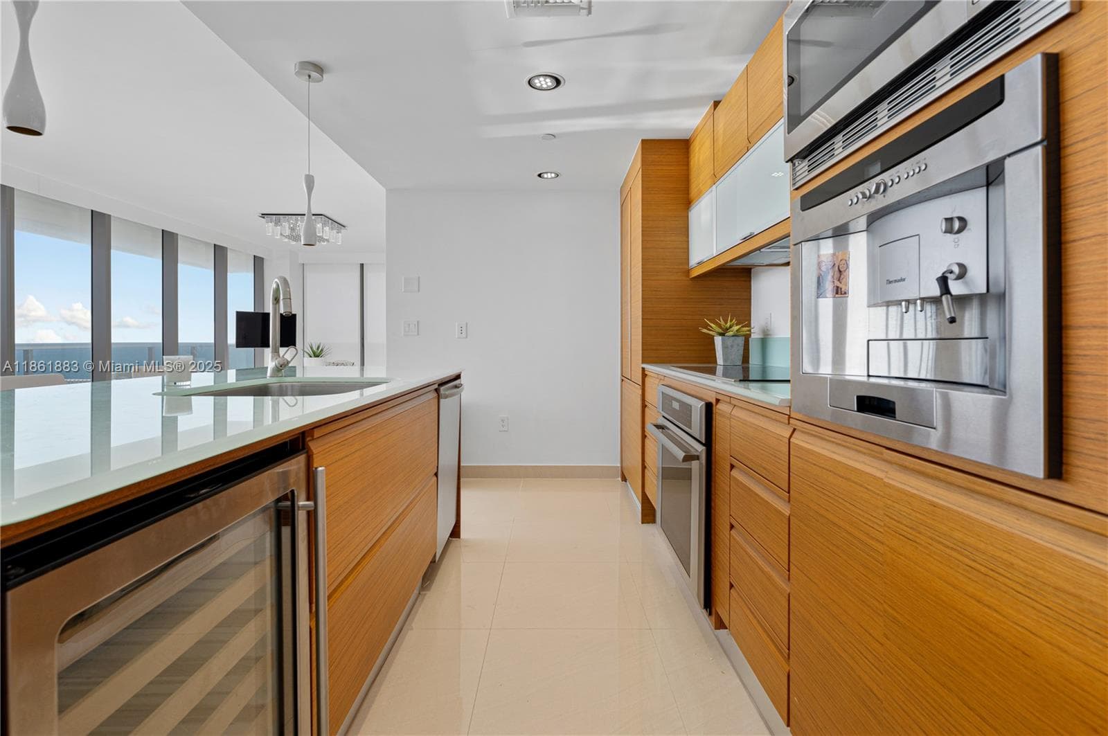 5875 Collins Ave 1202 photo 24