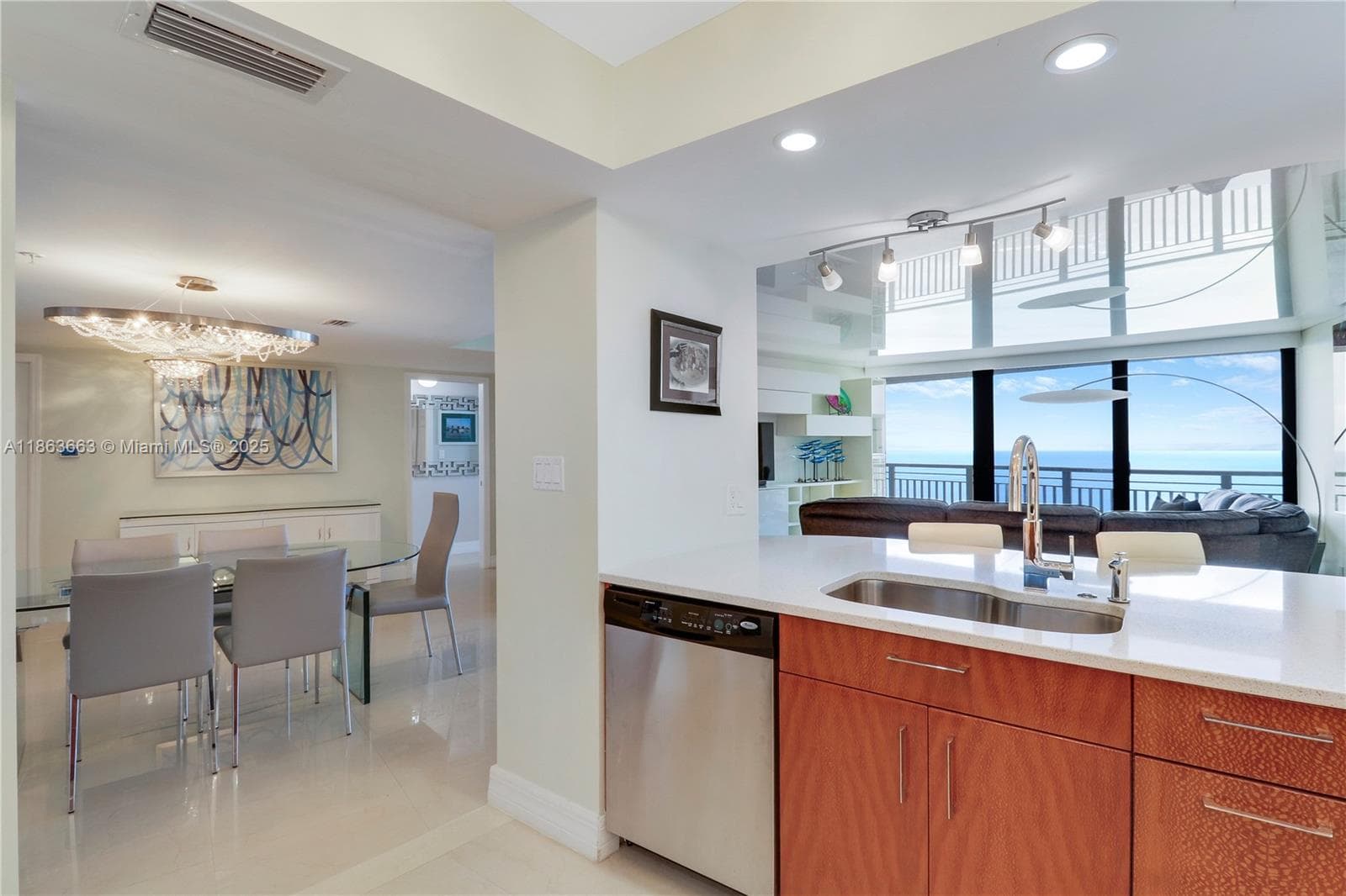 3000 Ocean Dr PH-D photo 20