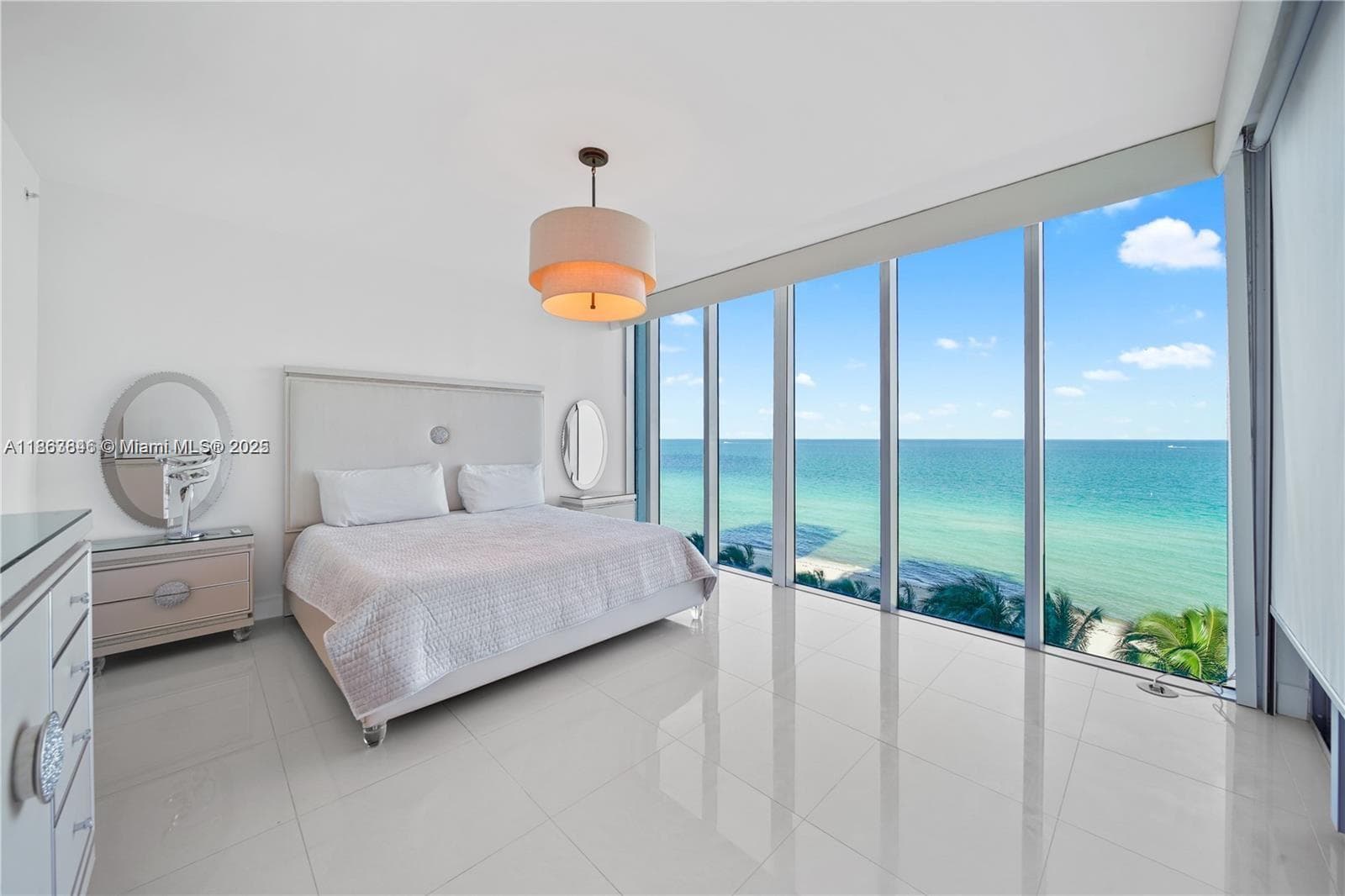 6899 Collins Ave 808 photo 19