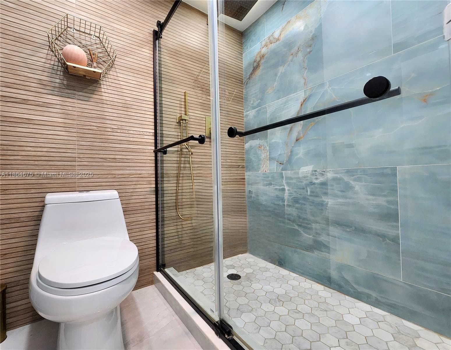3505 S Ocean Dr 1502 photo 18