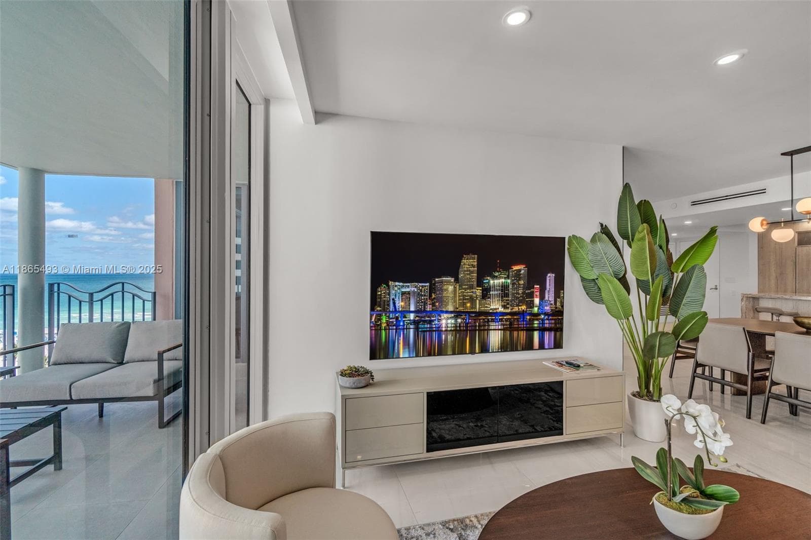 1500 Ocean Drive 1003 photo 10