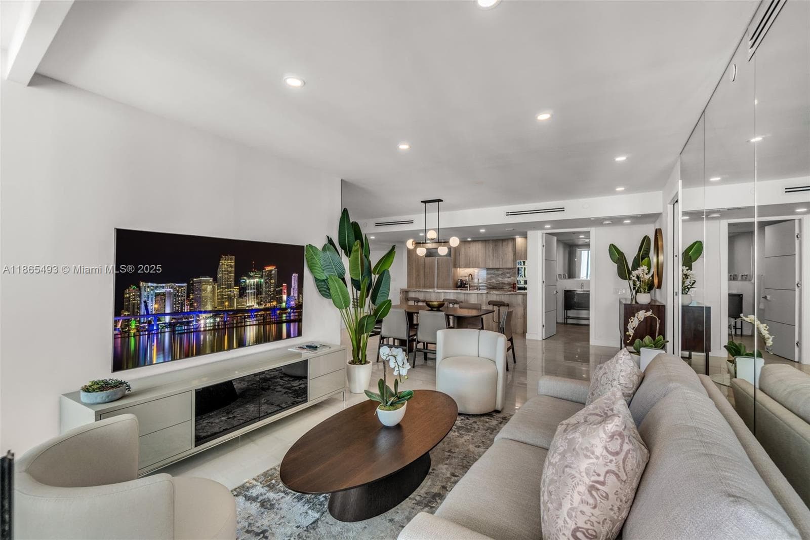 1500 Ocean Drive 1003 photo 11