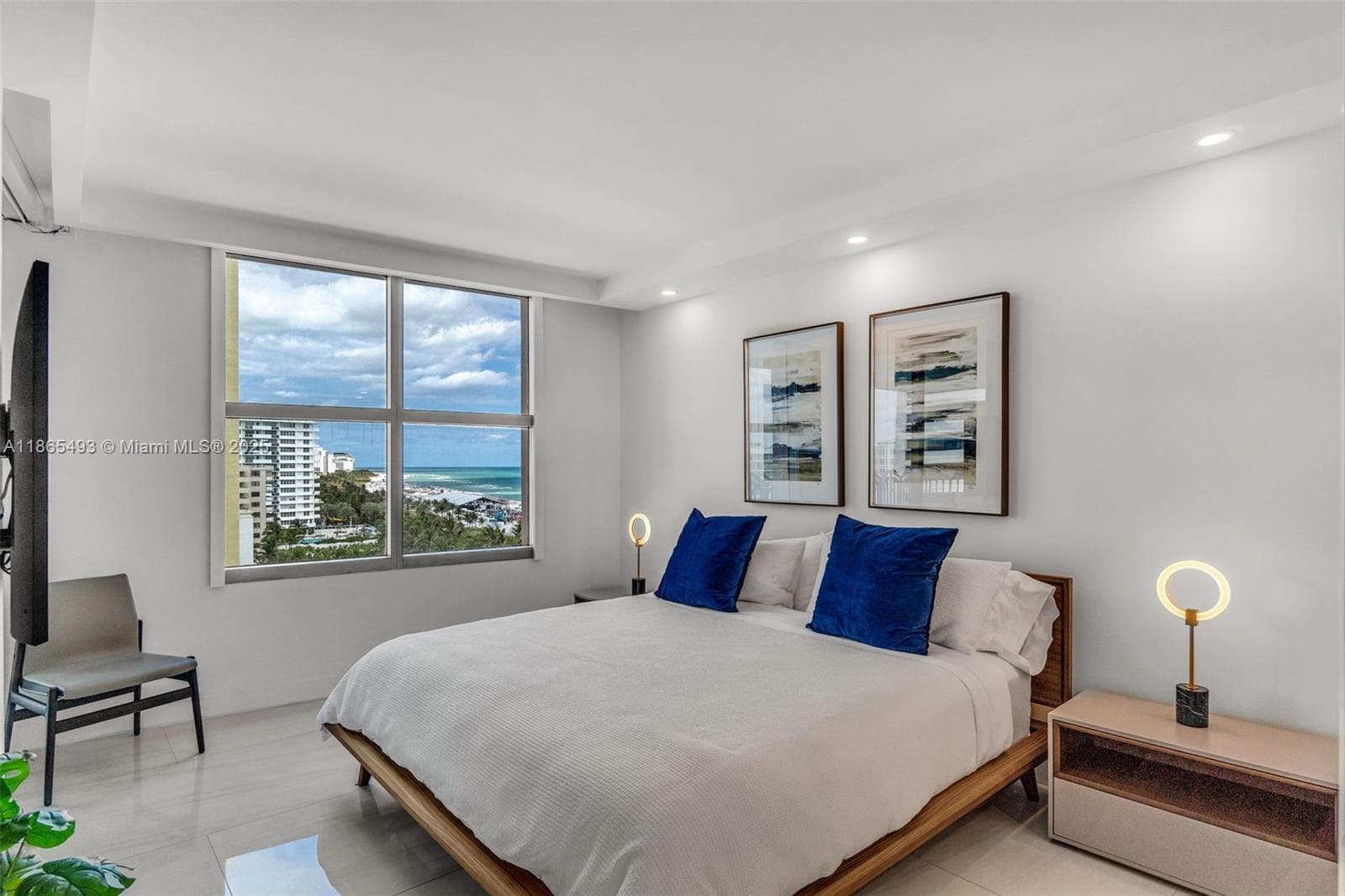 1500 Ocean Drive 1003 photo 21