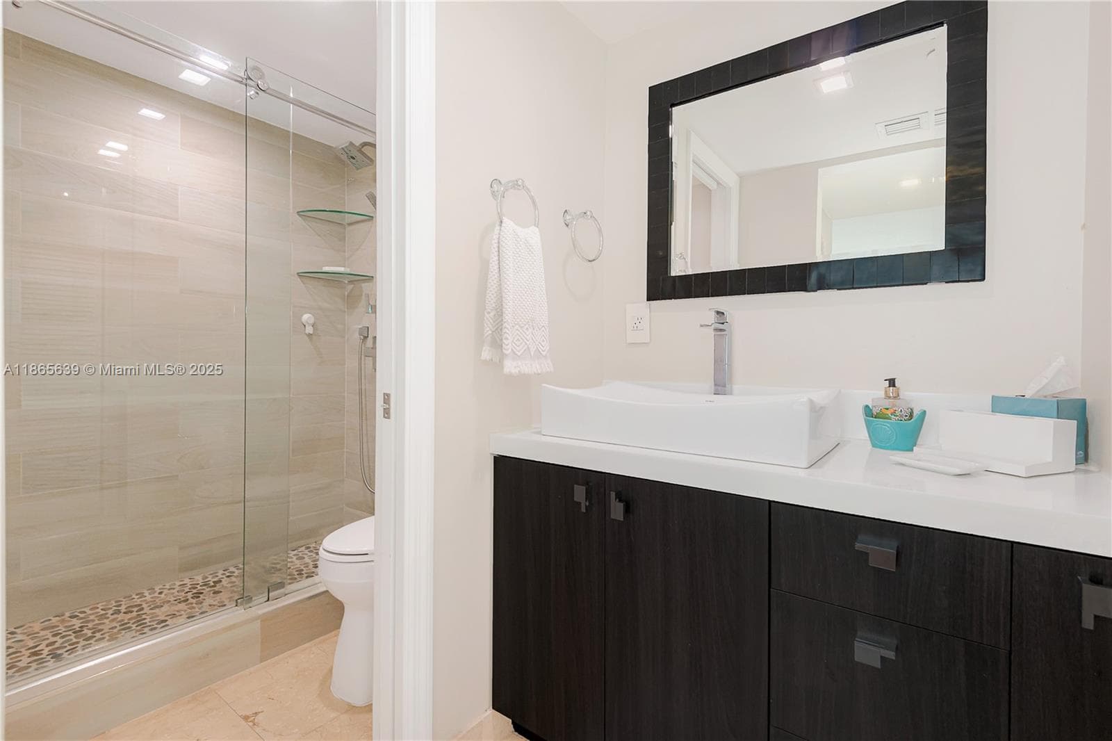 6917 Collins Ave 511 photo 22