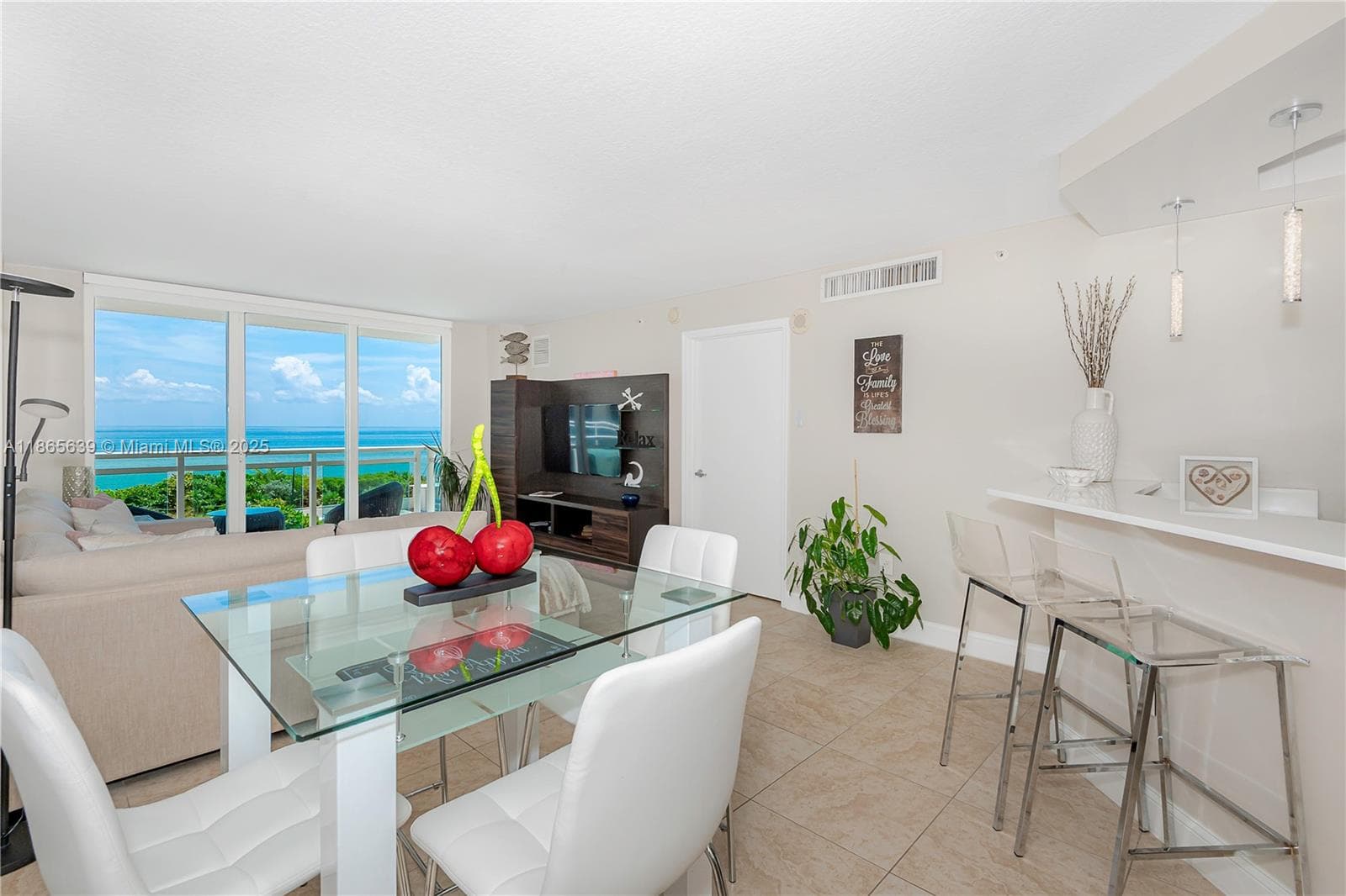 6917 Collins Ave 511 photo 18