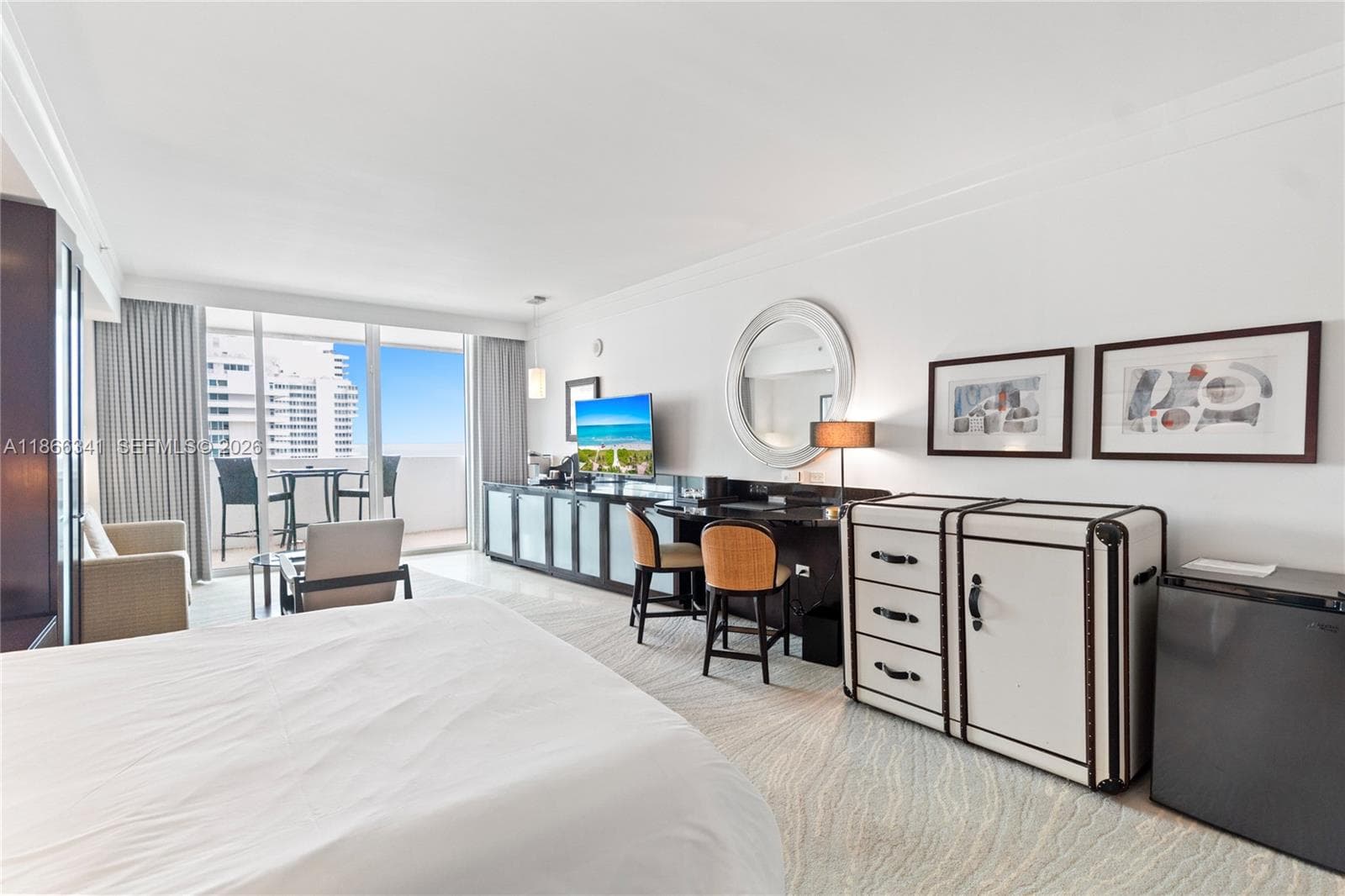 4391 Collins Ave 803 photo 8