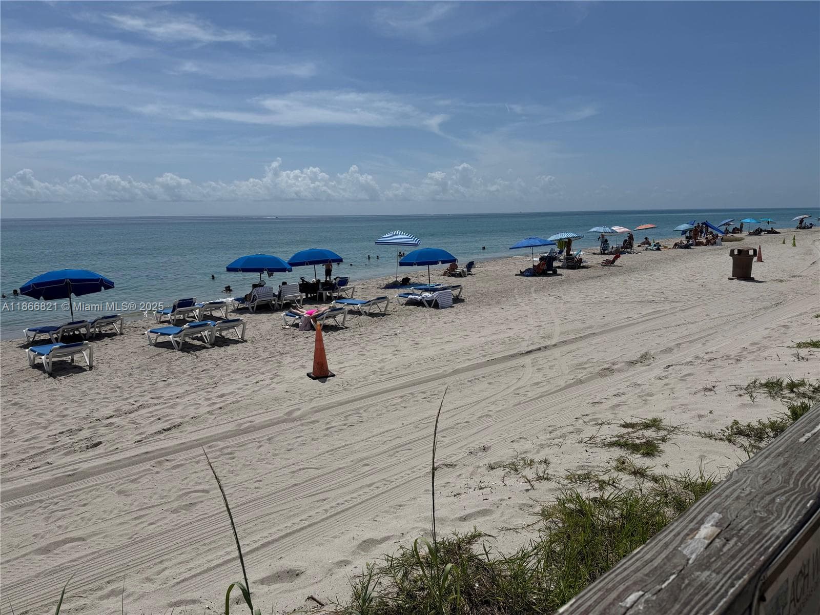 19201 Collins Ave 1108 photo 3