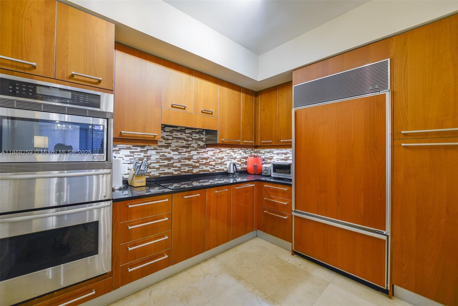 3101 Ocean Dr 404 photo 13
