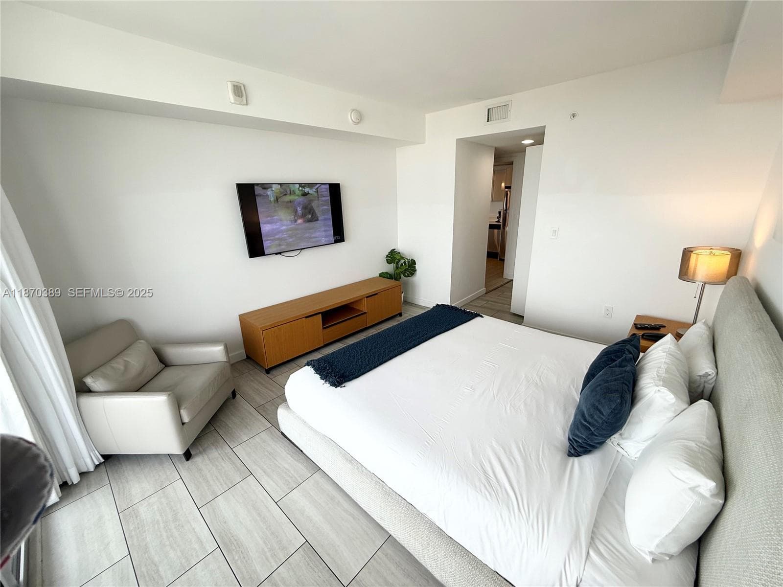 2602 Hallandale Beach Blvd R2510 photo 9