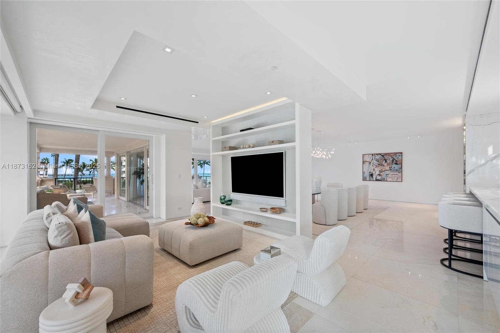 7921 Fisher Island Dr 7921 photo 17
