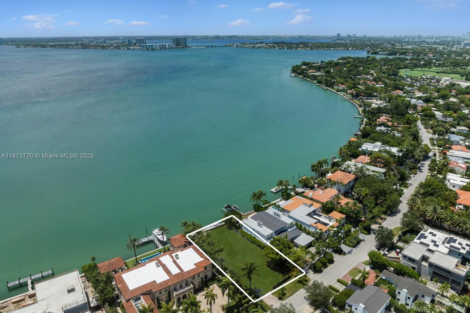 5226 Bay Rd photo 7