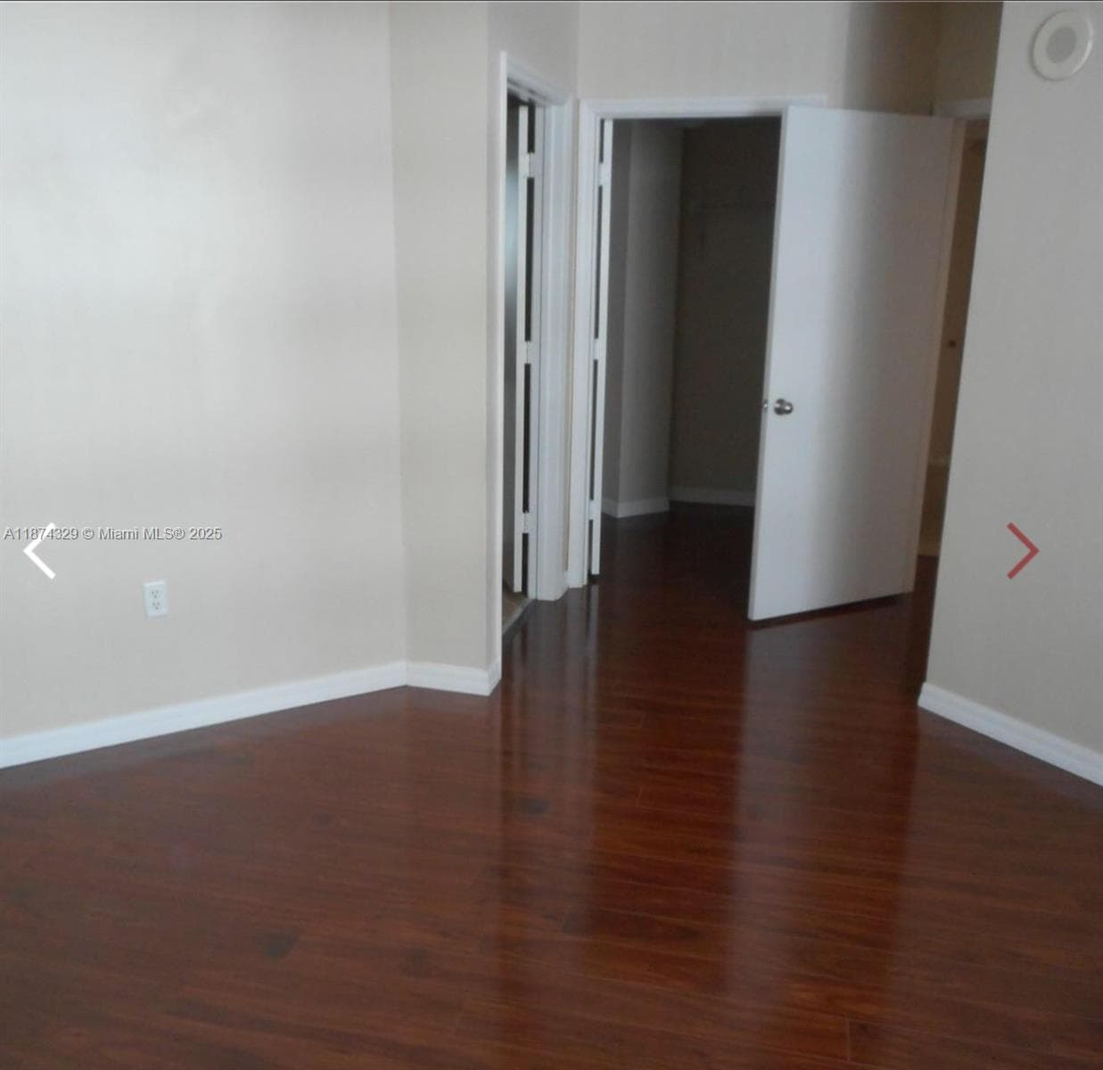 9201 Collins Ave 921 photo 6
