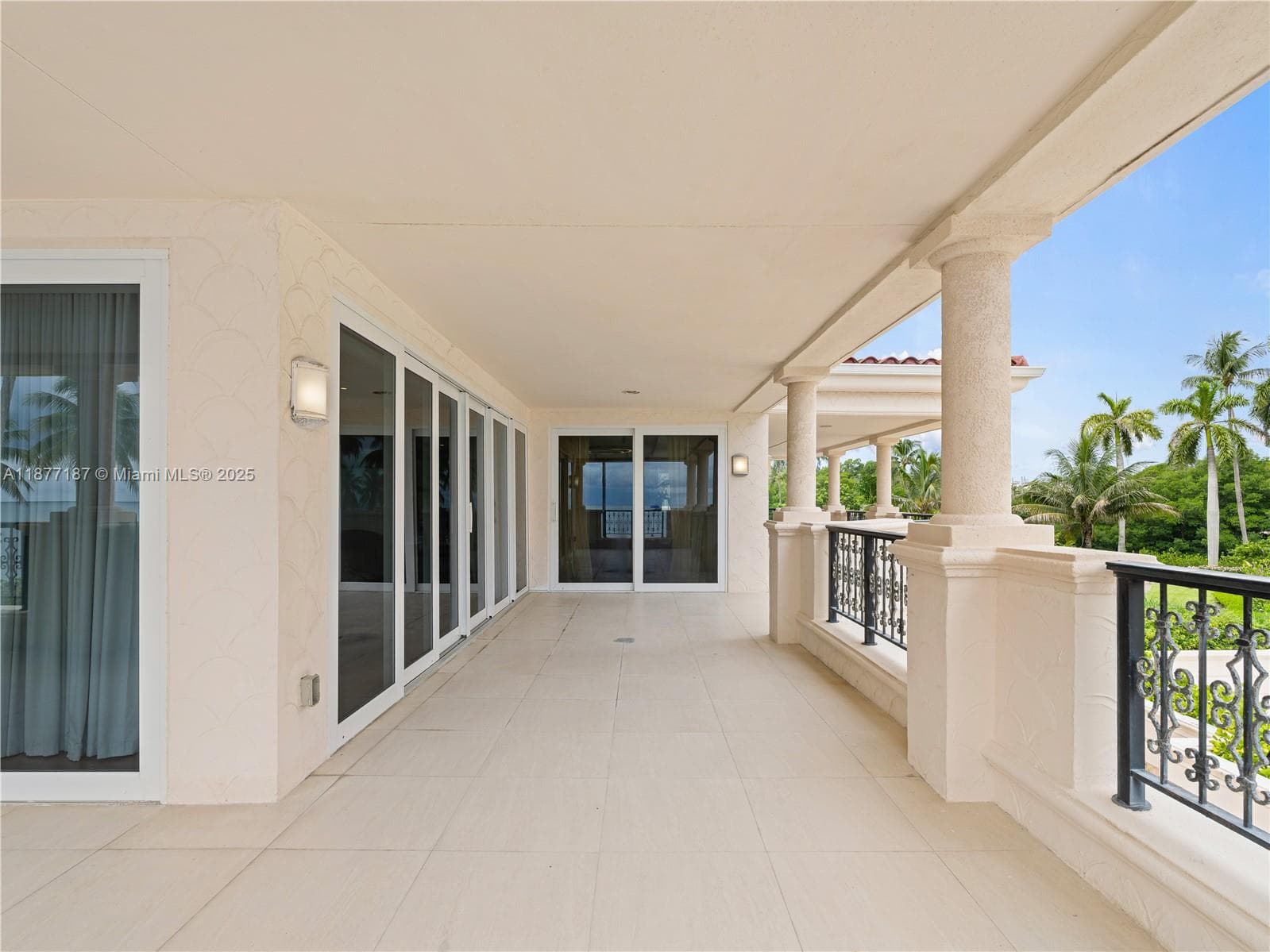 8011 Fisher Island Dr 8011 photo 6