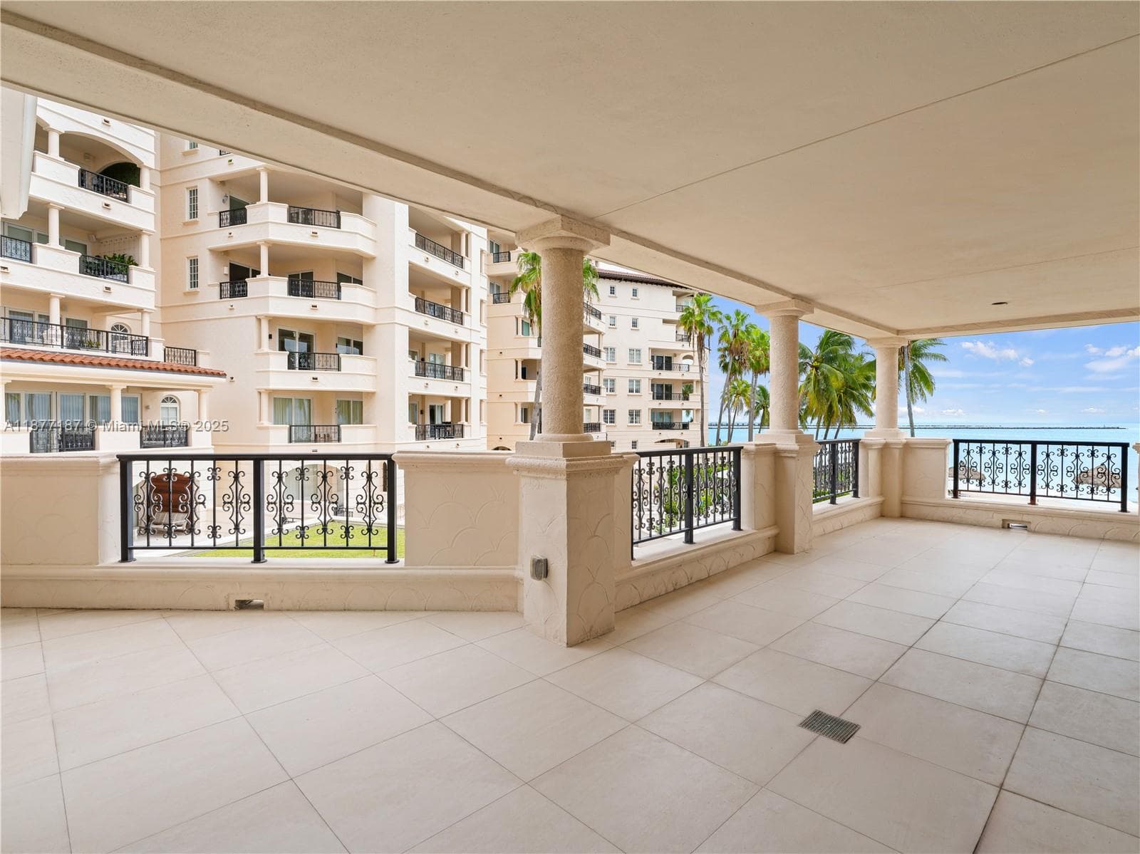 8011 Fisher Island Dr 8011 photo 8