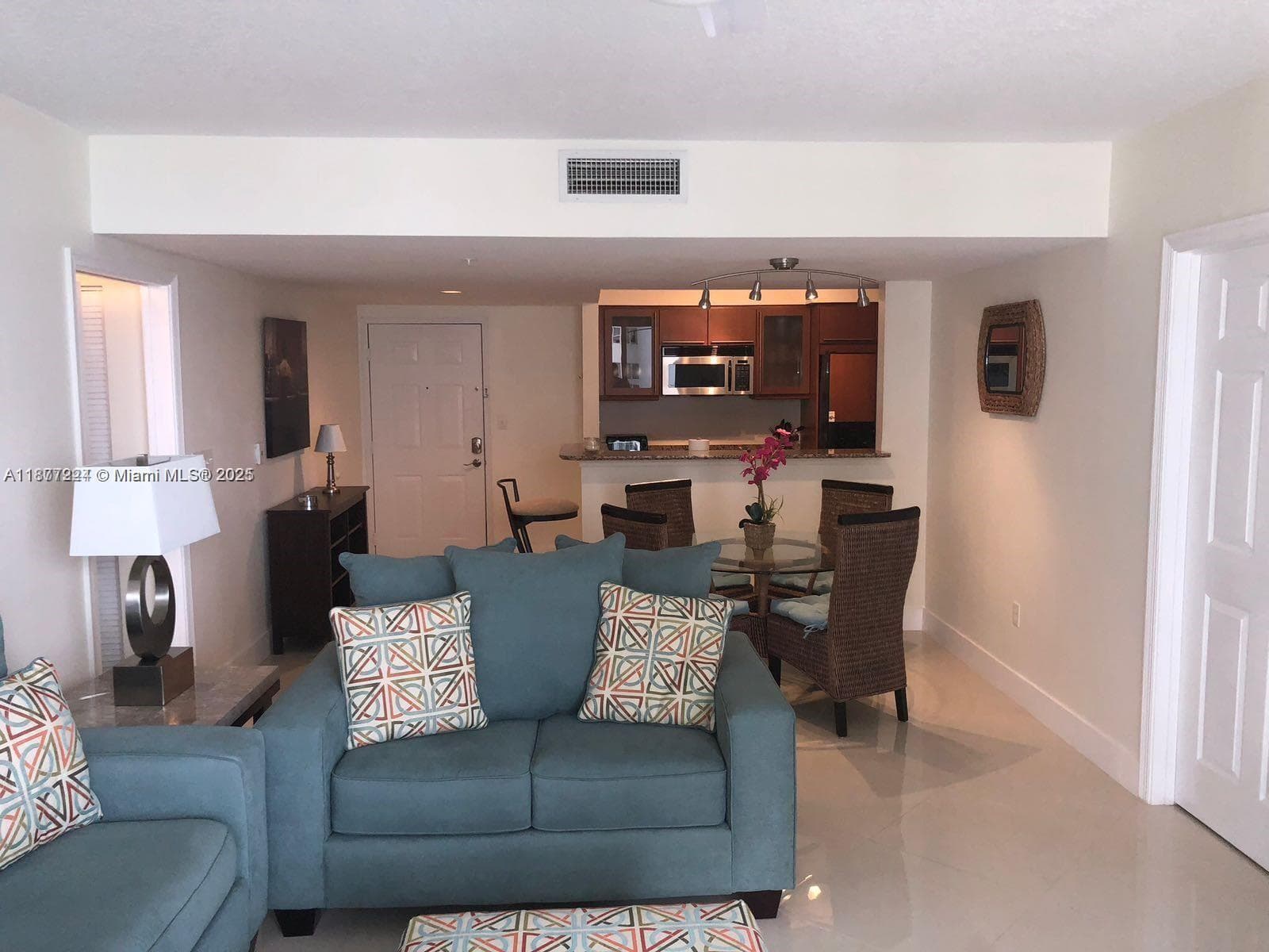 2080 Ocean Dr 1507 photo 15