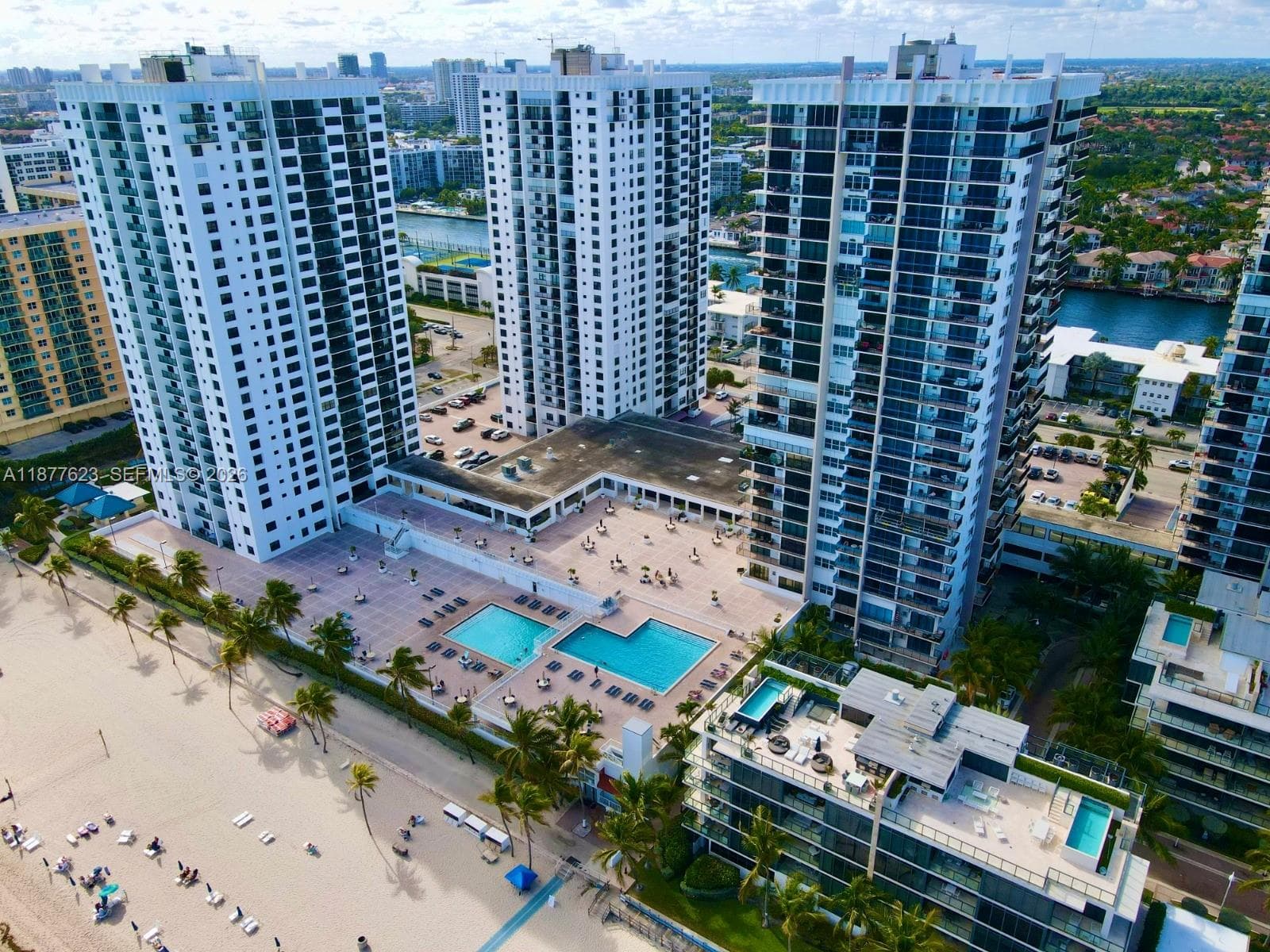 2401 Ocean Dr 2504 photo 24