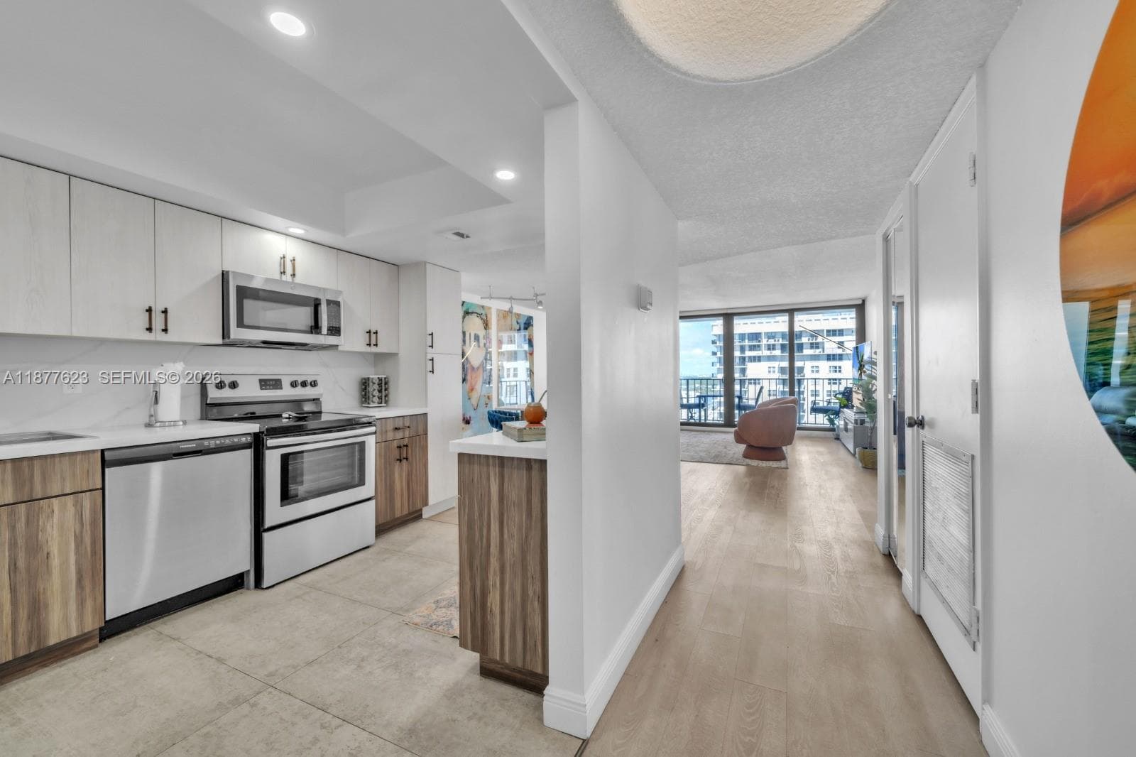 2401 Ocean Dr 2504 photo 11