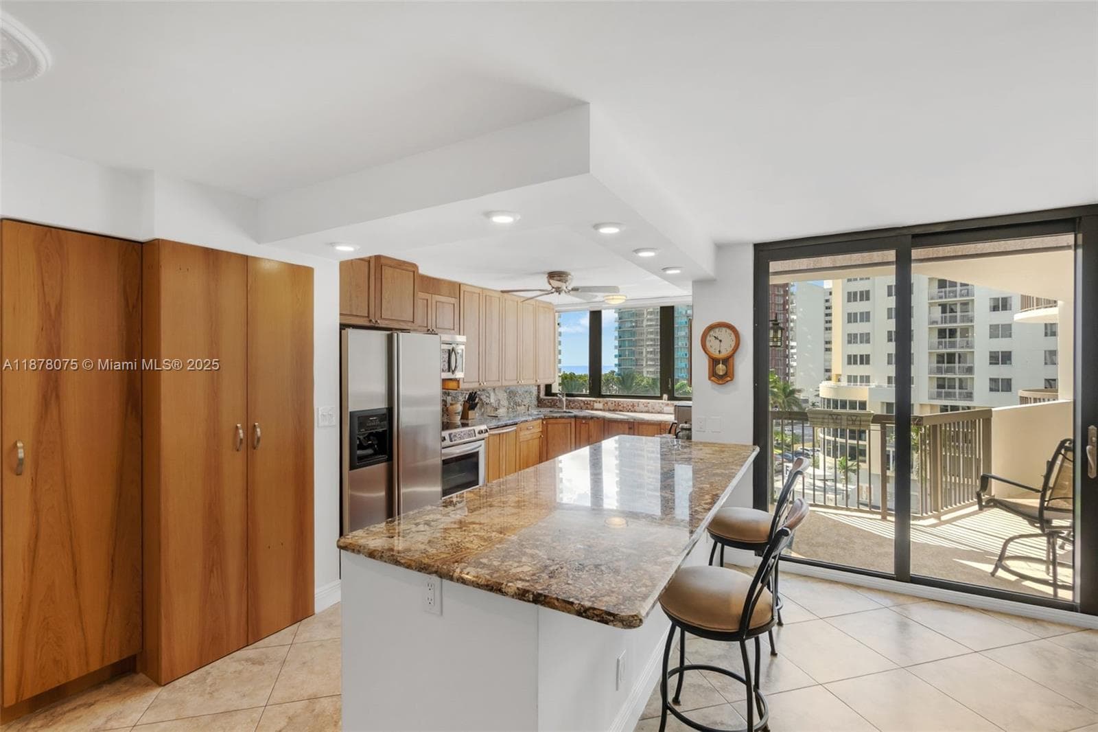 1361 Ocean Blvd 604 photo 6