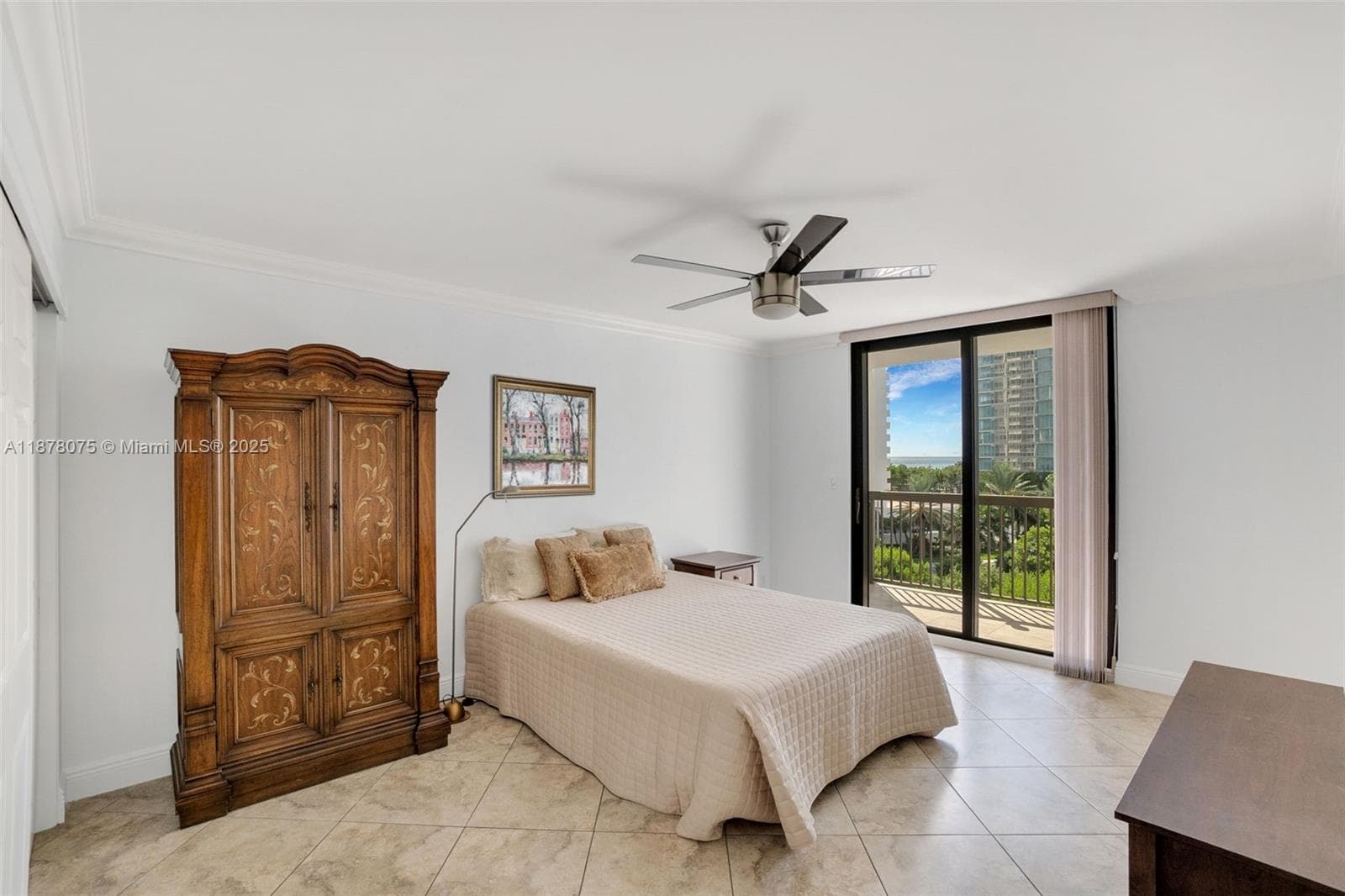 1361 Ocean Blvd 604 photo 24