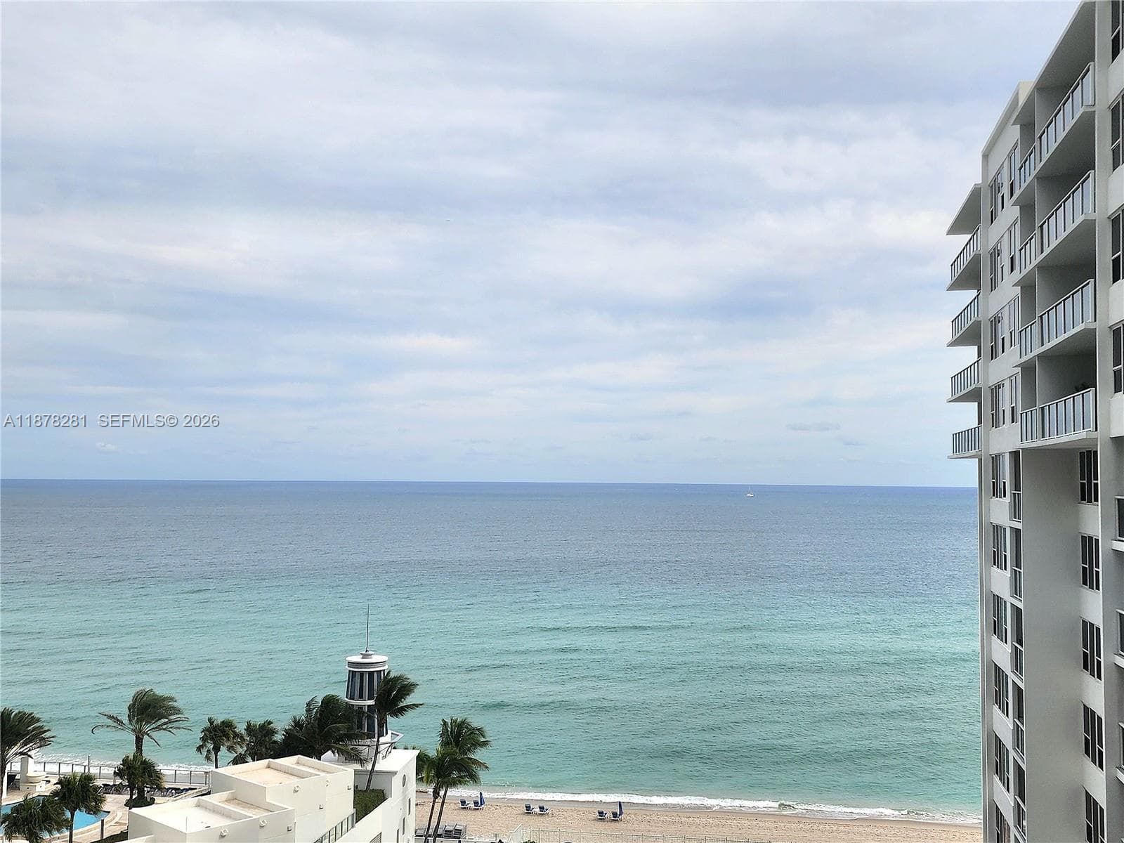 3505 S Ocean Dr 1006 photo 2