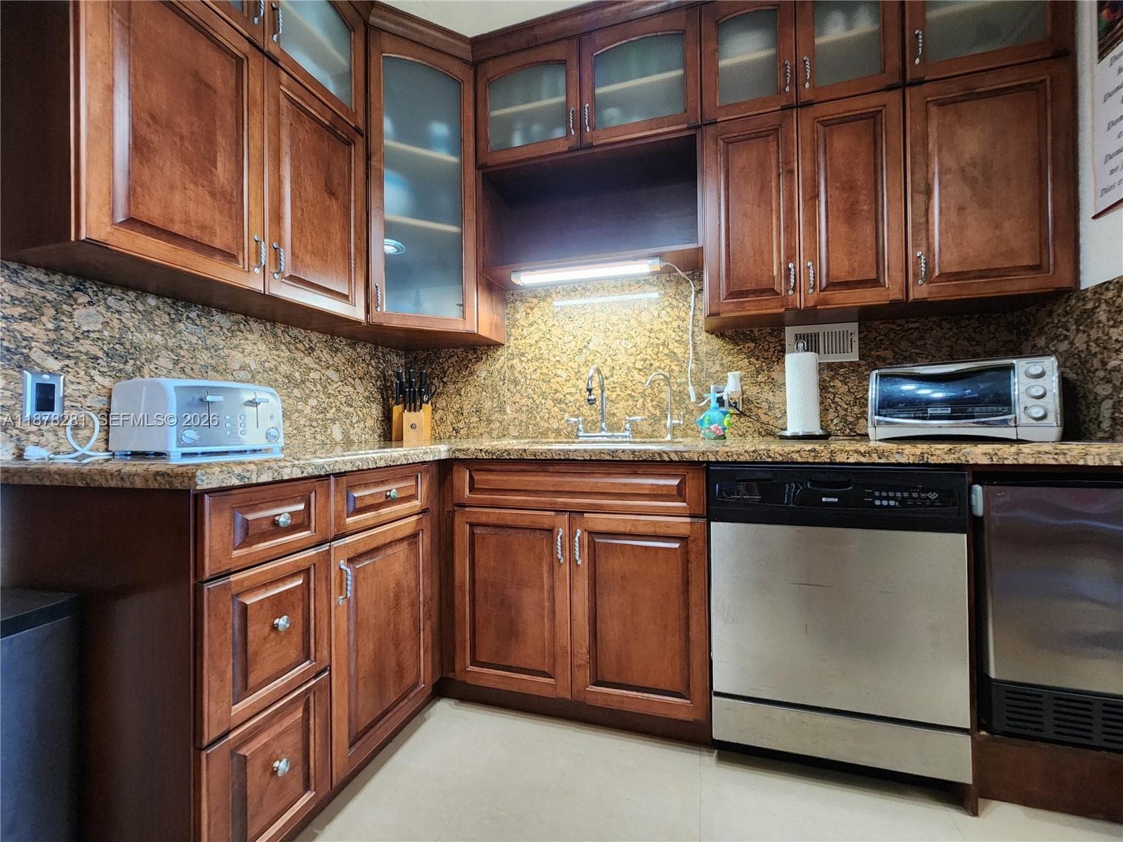 3505 S Ocean Dr 1006 photo 9