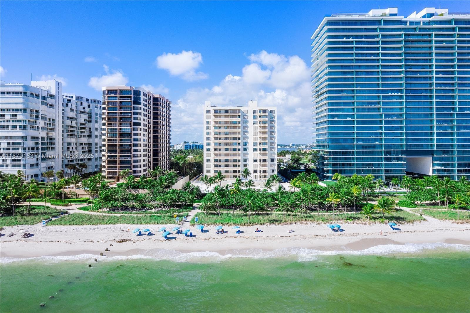 10185 Collins Ave 917 photo 10